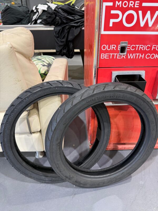 19/18 Road Tyres (Suitable for E-Ride 3.0, E-Ride SR, LBX and Ultra Bee)